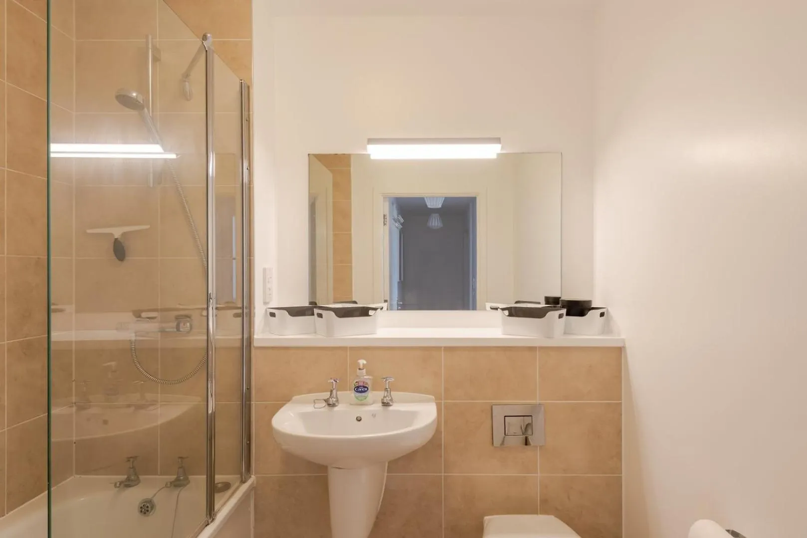 Apartament Guestready - London Urban Retreat At East End 0*,  Wielka Brytania